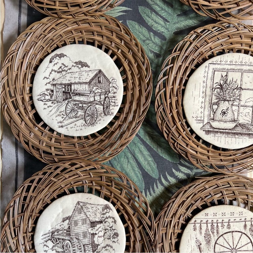 Vintage 1970s Fabric Wall Plaques With Wicker Framing Set 6 Farmhouse Country - Picture 2 of 9